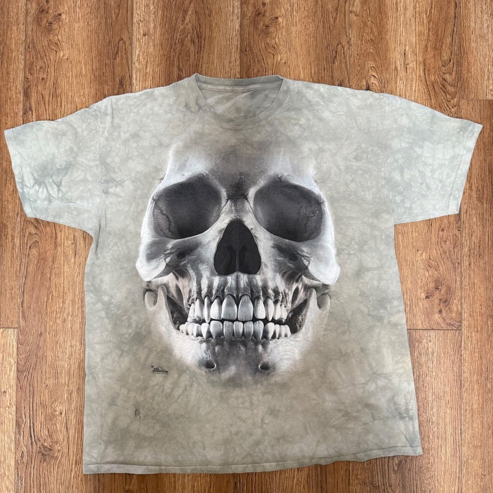 The Mountain Big Skull T Shirt Mens‎ XXL Olive Green Tie Dye Graphic Tee